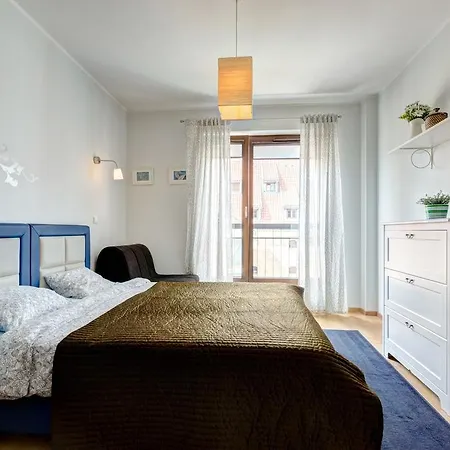 City Center - Marina By Apartmore *